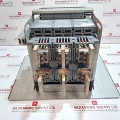 Hyundai Uan32B3A M2C2S268P 3 Pole Air Circuit Breaker 3200A 1000V 50/60Hz