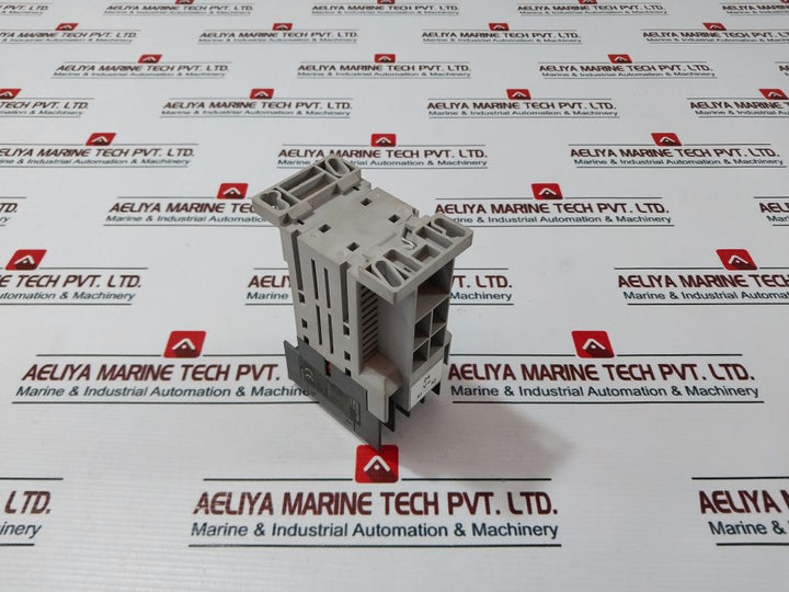 Hyundai Umt22 Auxiliary Contactor Relay 10A 600Vac