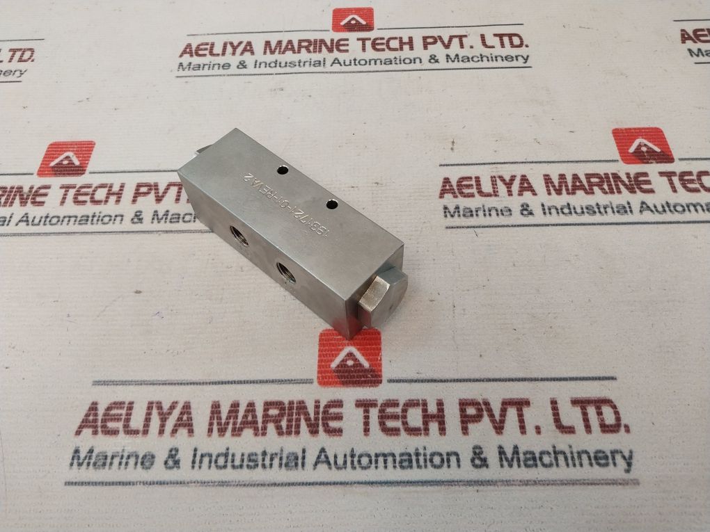 Hyvair 1931721-01 Hydraulic Valve