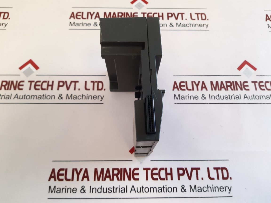 Ic 200C Hs001D IO Carrier Barrier Style Module Base
