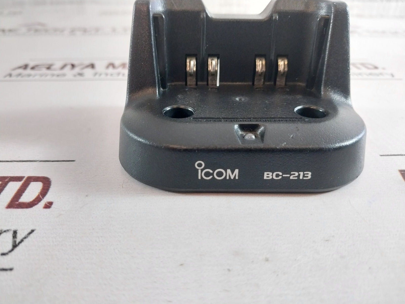 Icom Bc-213 Charger With Bc-242 Adapter