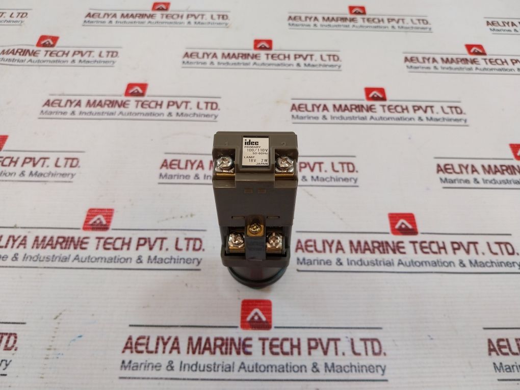 Idec 13931P Green Pushbutton Switch 100/110V