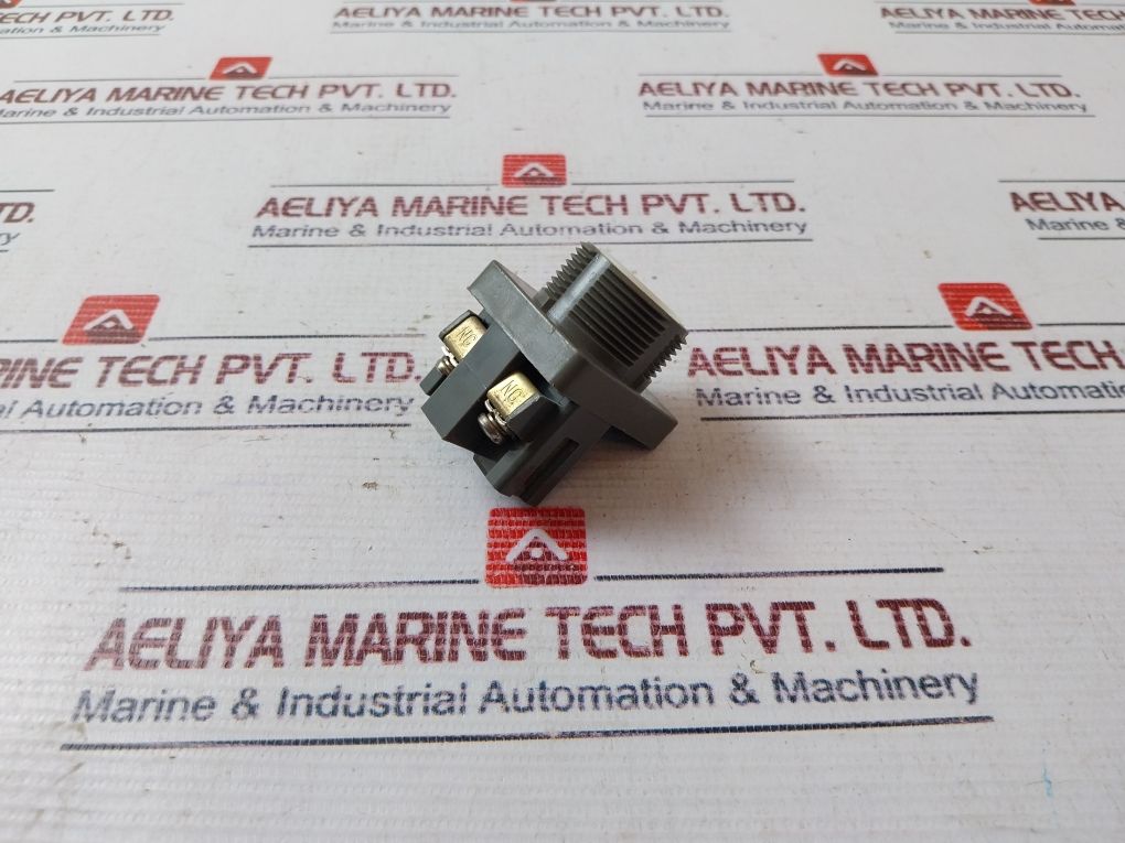 Idec Abn 10Y21N Control Unit 10A 600V