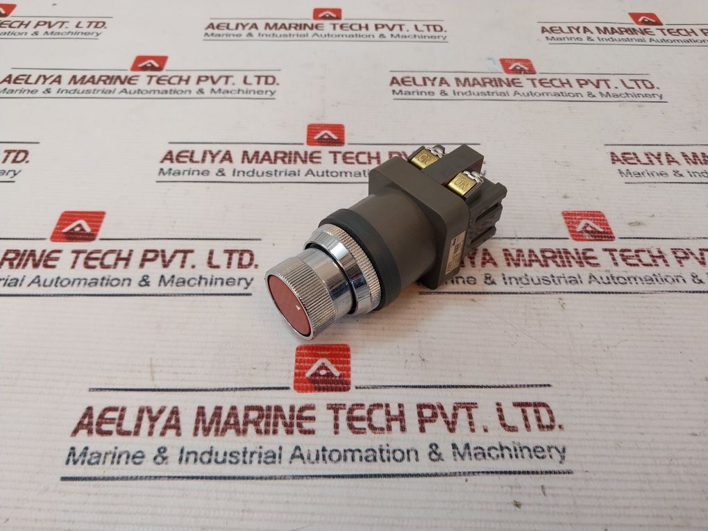 Idec Abn Push Button Control Unit 10A 600V
