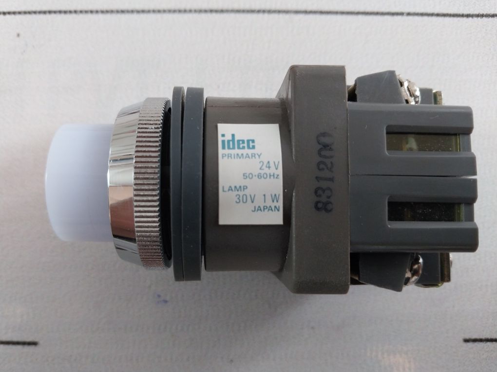 Idec Aln3311-w Illuminated Pushbutton Switch