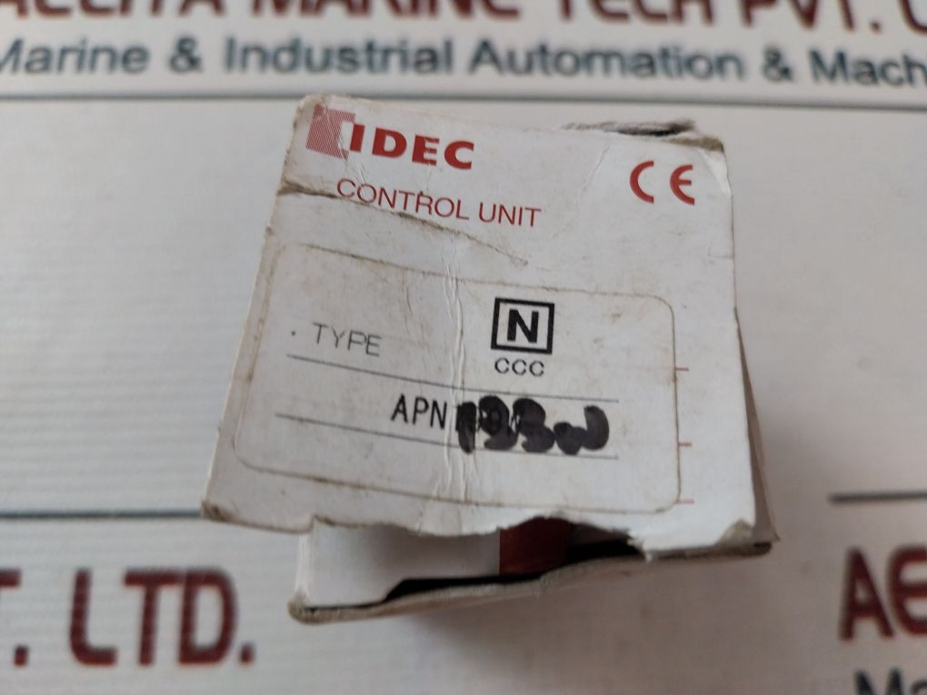 Idec Apn133W White Dome Pilot Light 250V 14-22Awg