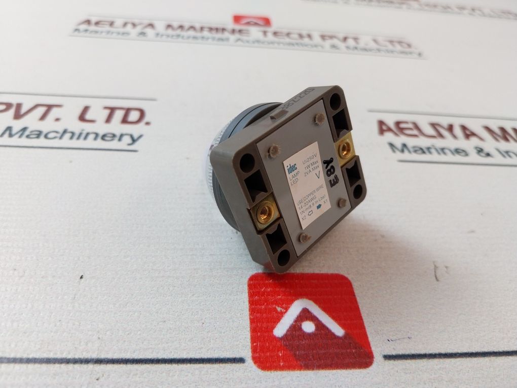 Idec Apn133W White Dome Pilot Light 250V 14-22Awg