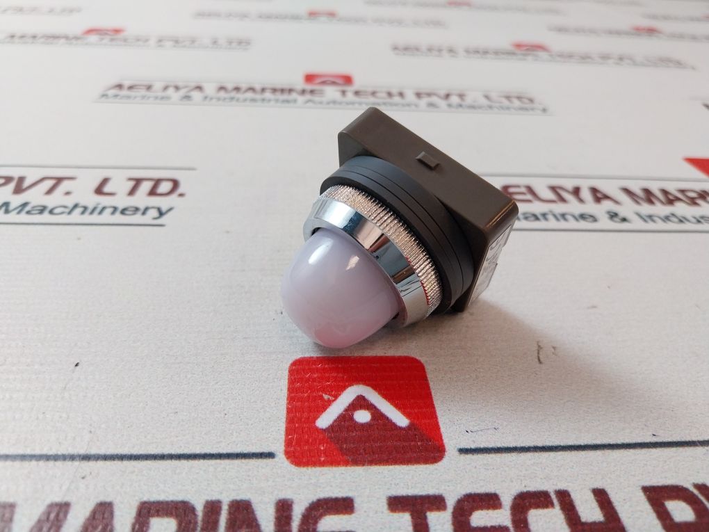 Idec Apn133W White Dome Pilot Light 250V 14-22Awg