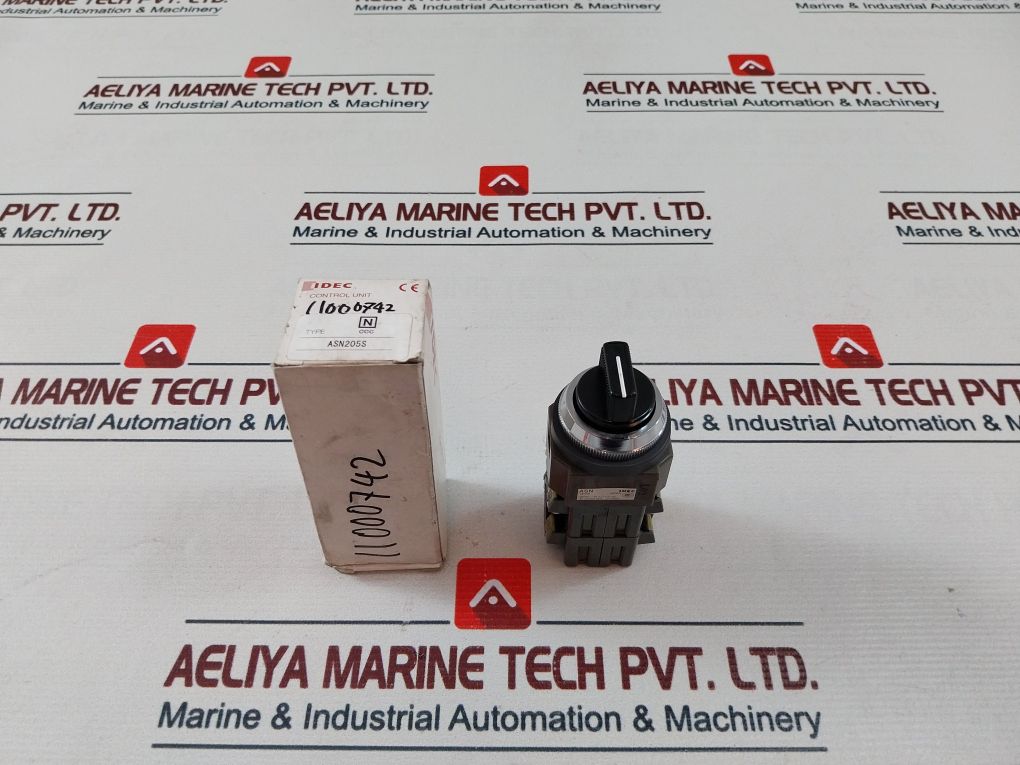 Idec Asn205S Selector Switch 12-22Awg 600V