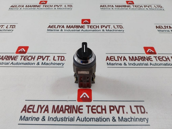 Idec Asn205S Selector Switch 12-22Awg 600V