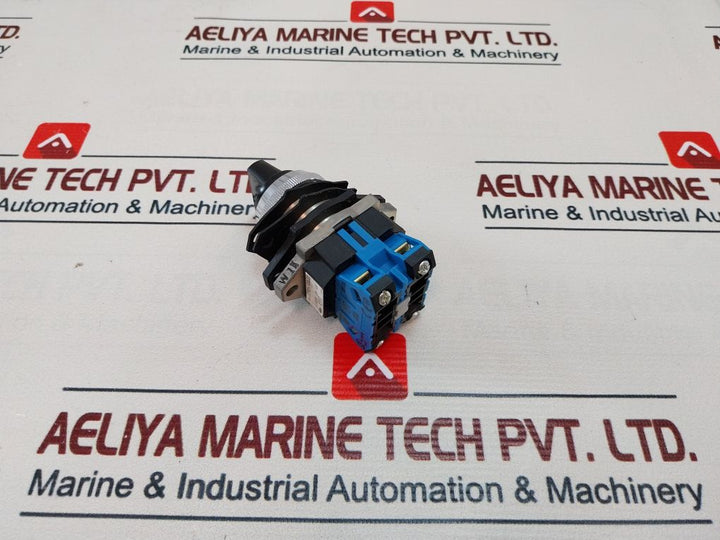 Idec Ec9D-s3L20 Selector Switch Control Unit