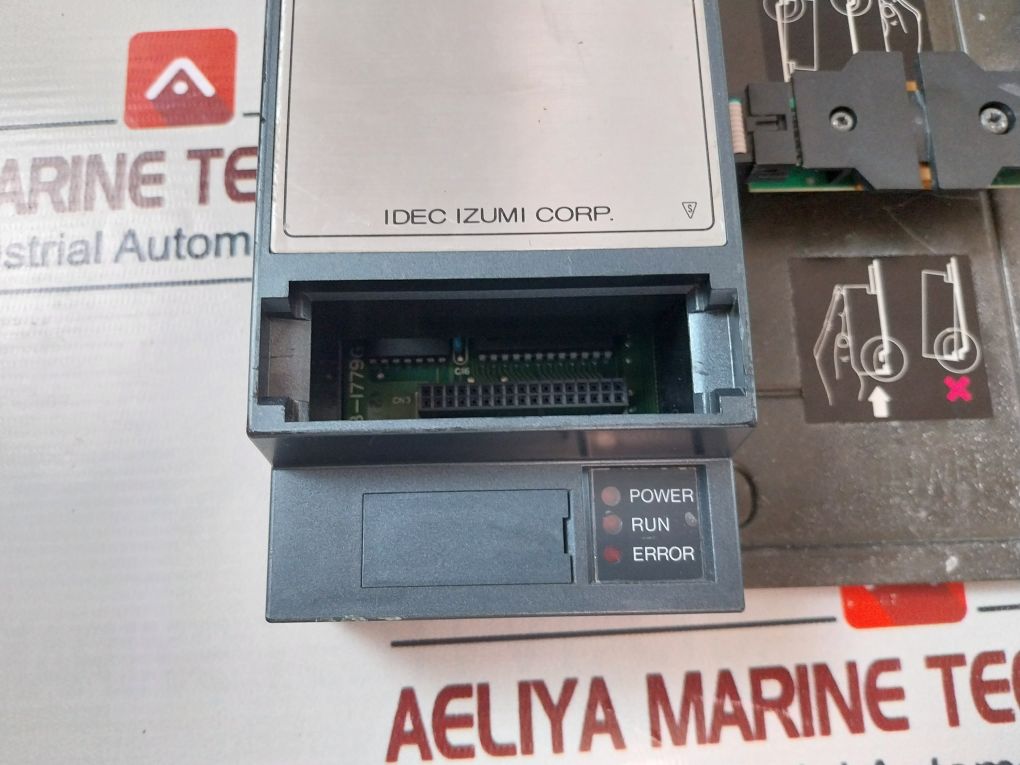 Idec Fa-1 Junior Programmable Controller 100-240Vac