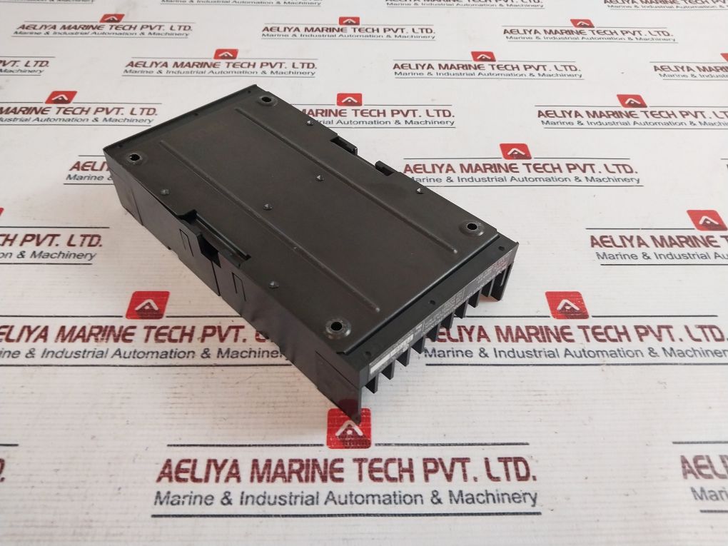 Idec Fa-1J 16- Transistor Output Unit 16-dc Input Unit 12-28 Vdc