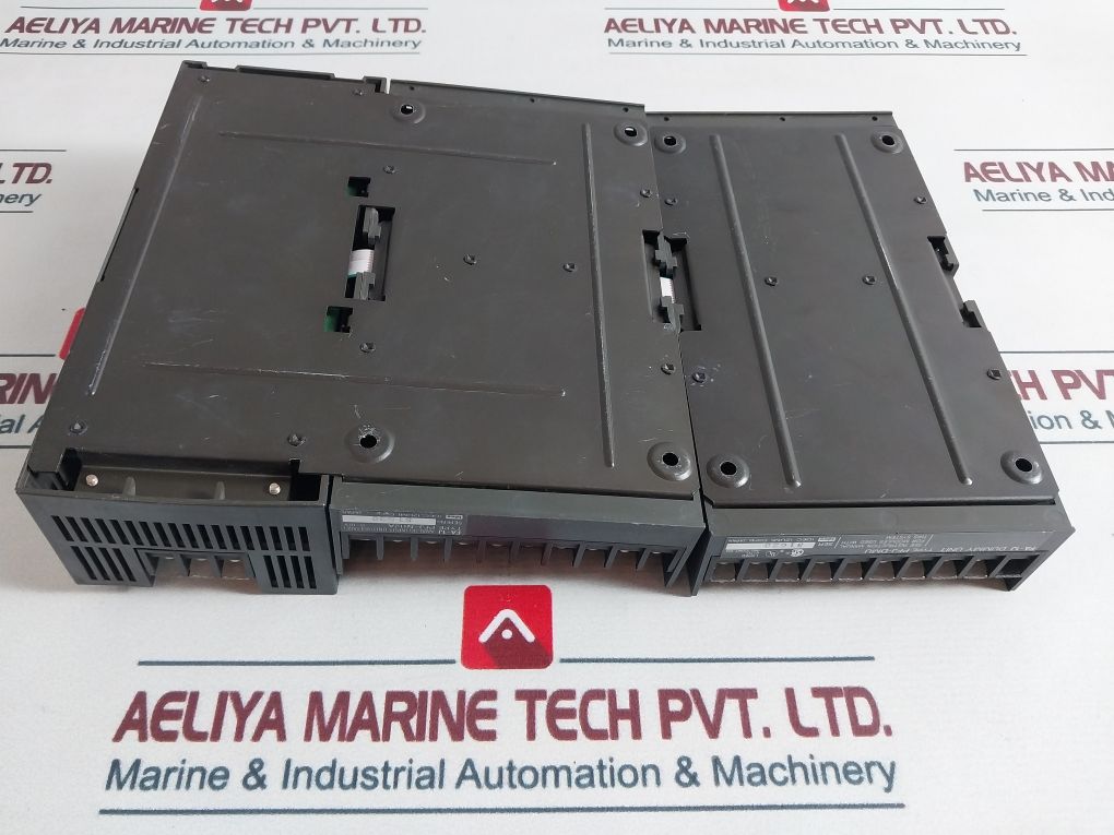 Idec Fa-2 Junior Programmable Controller 12-28 Vdc 0-10A