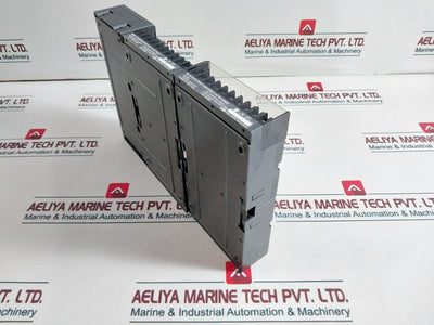 Idec Fa-2 Junior Programmable Controller 12-28 Vdc 0-10A