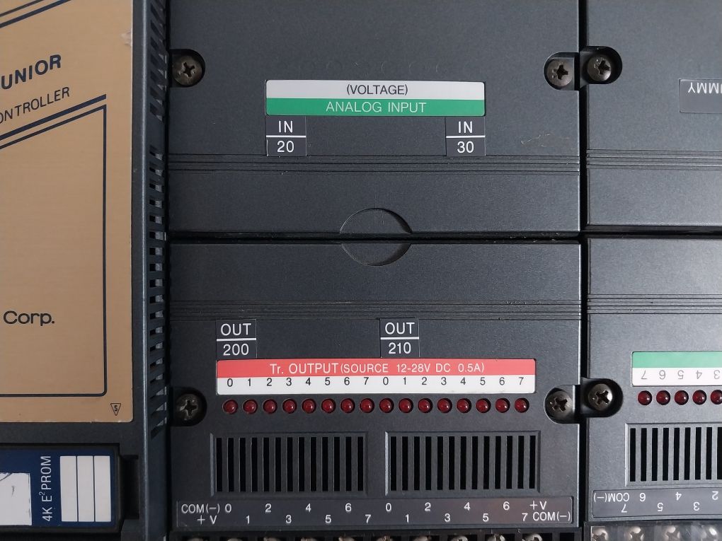Idec Fa-2 Junior Programmable Controller 12-28 Vdc 0-10A