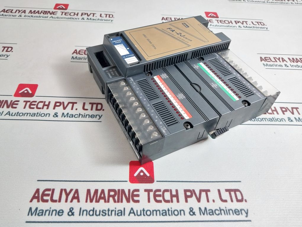 Idec Fa-2 Junior Programmable Controller 16-transistor Output Unit