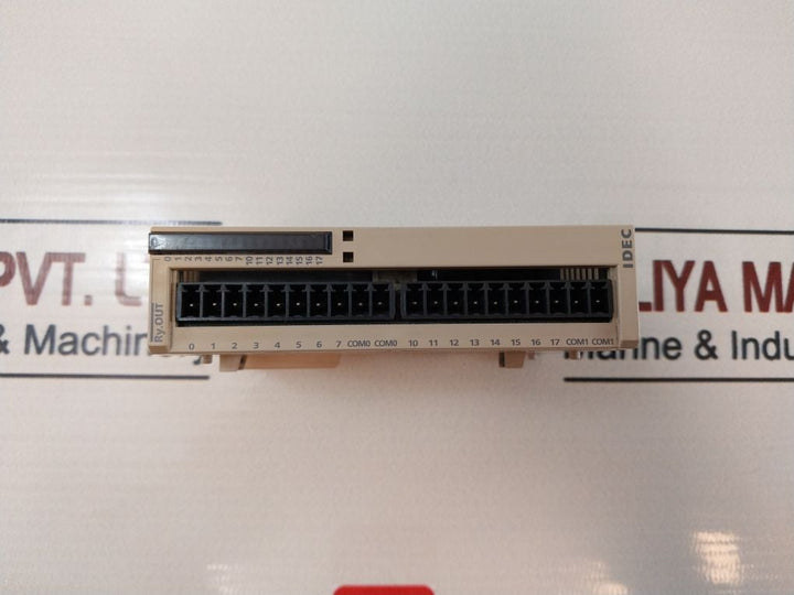 Idec Fc4A-r161 Plc Output Module