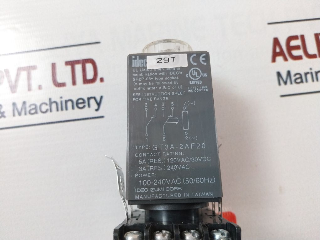Idec Gt3A-2Af20 Timer With Base Sr2P-06