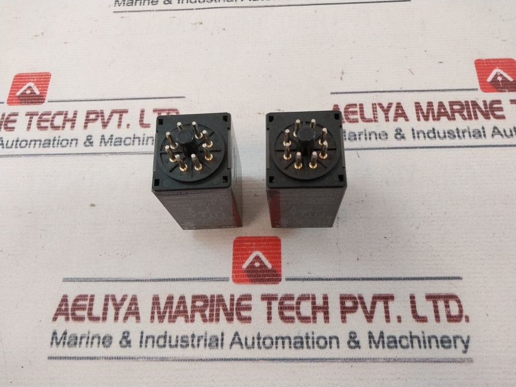 Idec Gt3A-3Af20 Electronic Timer 240Vac/24Vdc