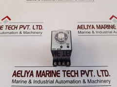 Idec Gt3F-2Af20 Electronic Timer With Base Gt3F