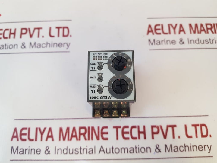 Idec Gt3W-a11Af20N Electronic Timer With Socket Base