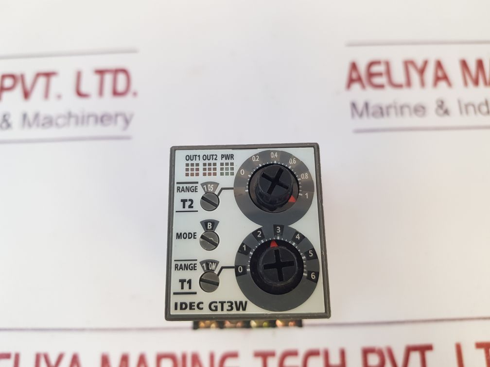Idec Gt3W-a11Af20N Electronic Timer With Socket Base