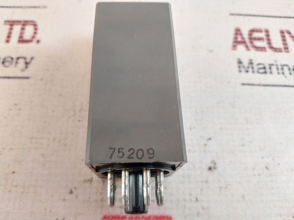 Idec Gt5P-n Electronic Timer 0-3 Min