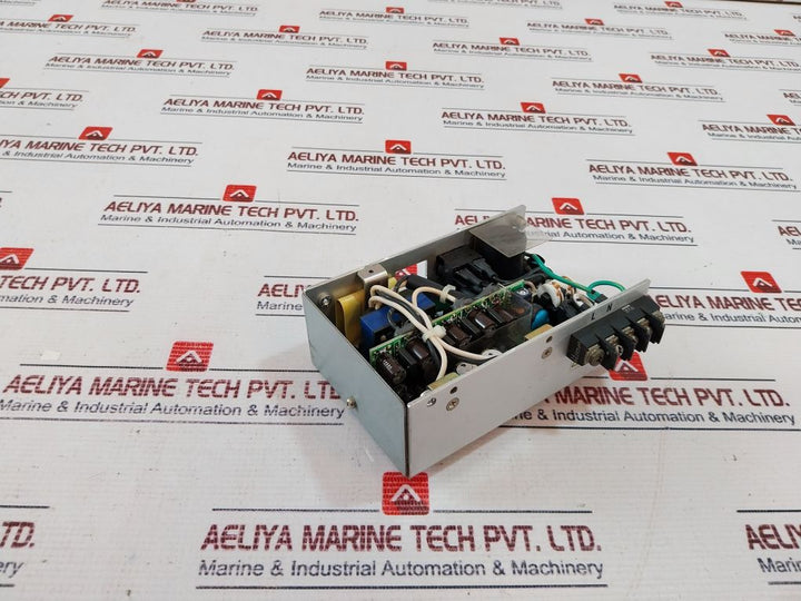 Idec Izumi Ed432-01 Plc Module 100-240 Vac