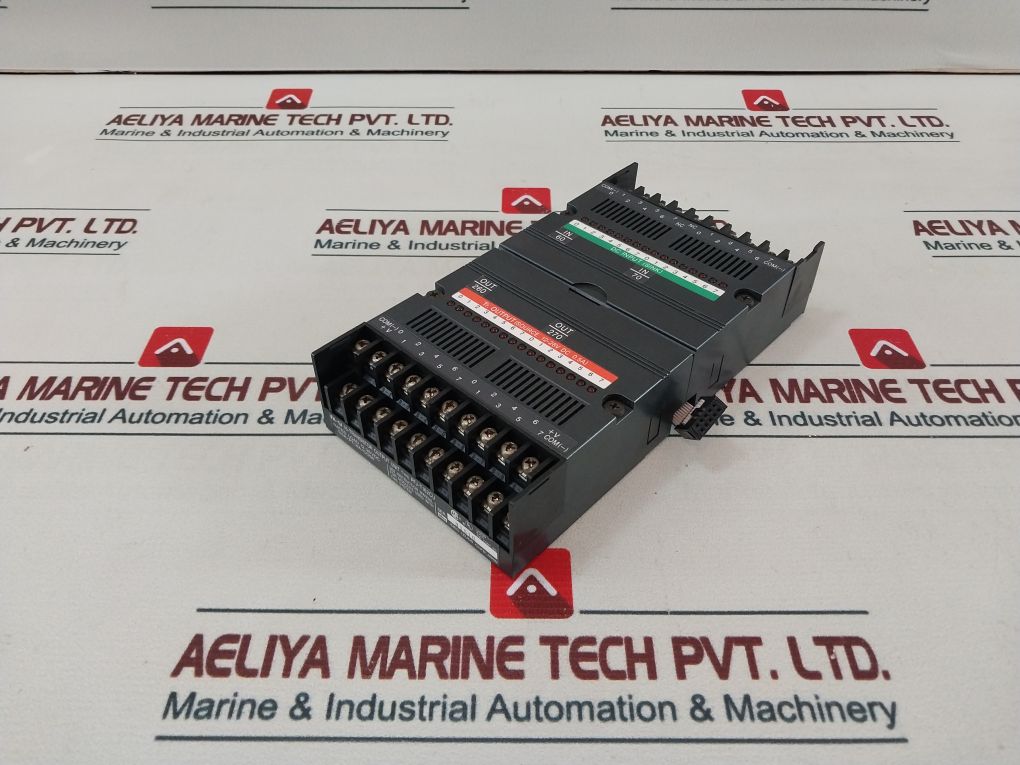 Idec Izumi Fa-1J Transistor Output Unit 16-dc Input Unit