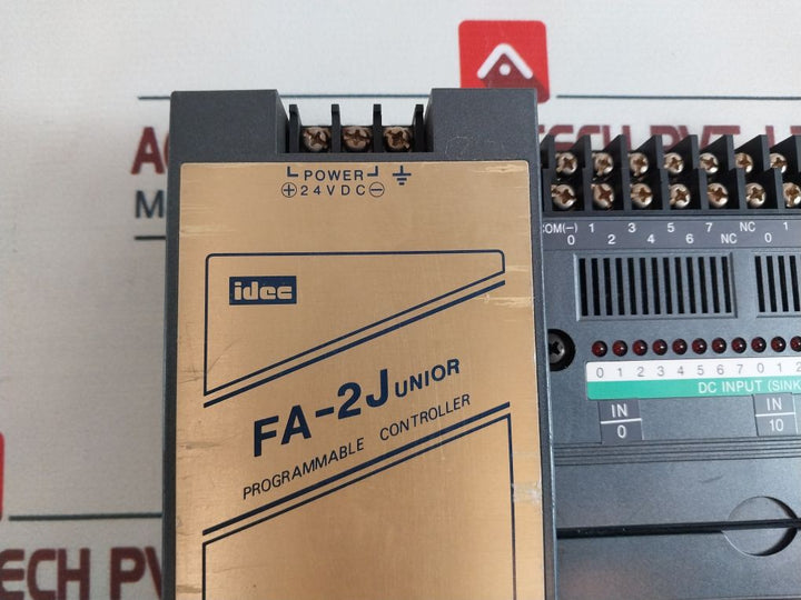 Idec Izumi Fa-2 Junior Pfj-t081U Programmable Controller With Modules