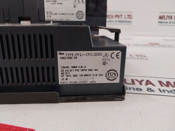 Idec Izumi Fa-2 Programmable Logic Controller 24 Vdc Output /Input Unit Pfj-dp2U