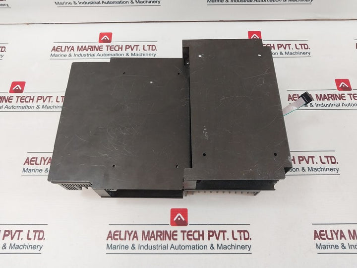 Idec Izumi Fa-2 Programmable Logic Controller 24 Vdc Output /Input Unit Pfj-dp2U