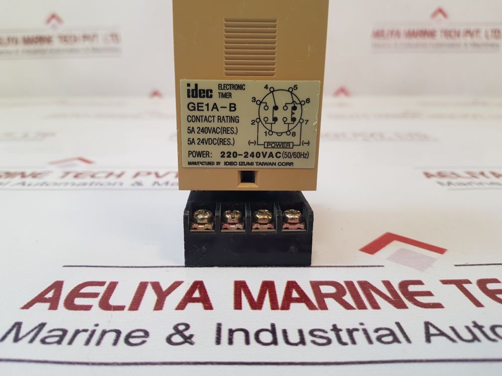 Idec Izumi Ge1A-b Time Delay Relay