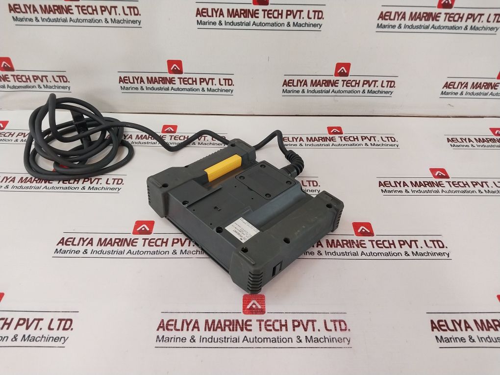 Idec Izumi Hg2R-sb62Yh-mk1175 Cc-pendant Interface