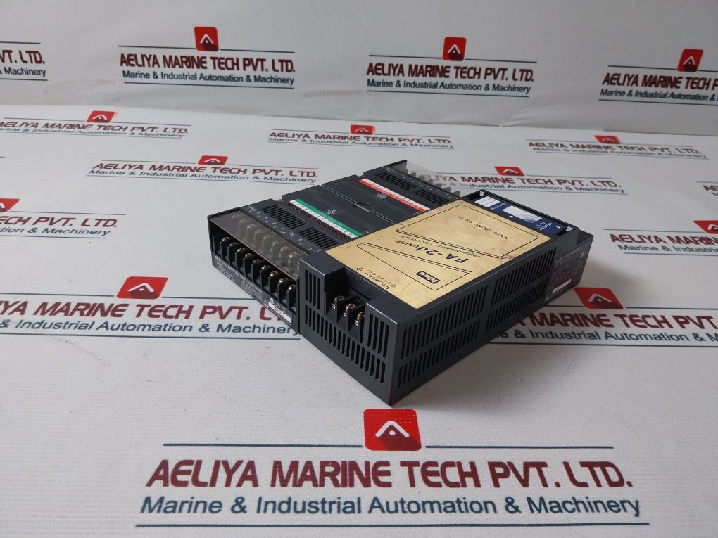 Idec Izumi Pf2J-cpu1Dceu 16-dc Input Unit/16-transistor Output Unit