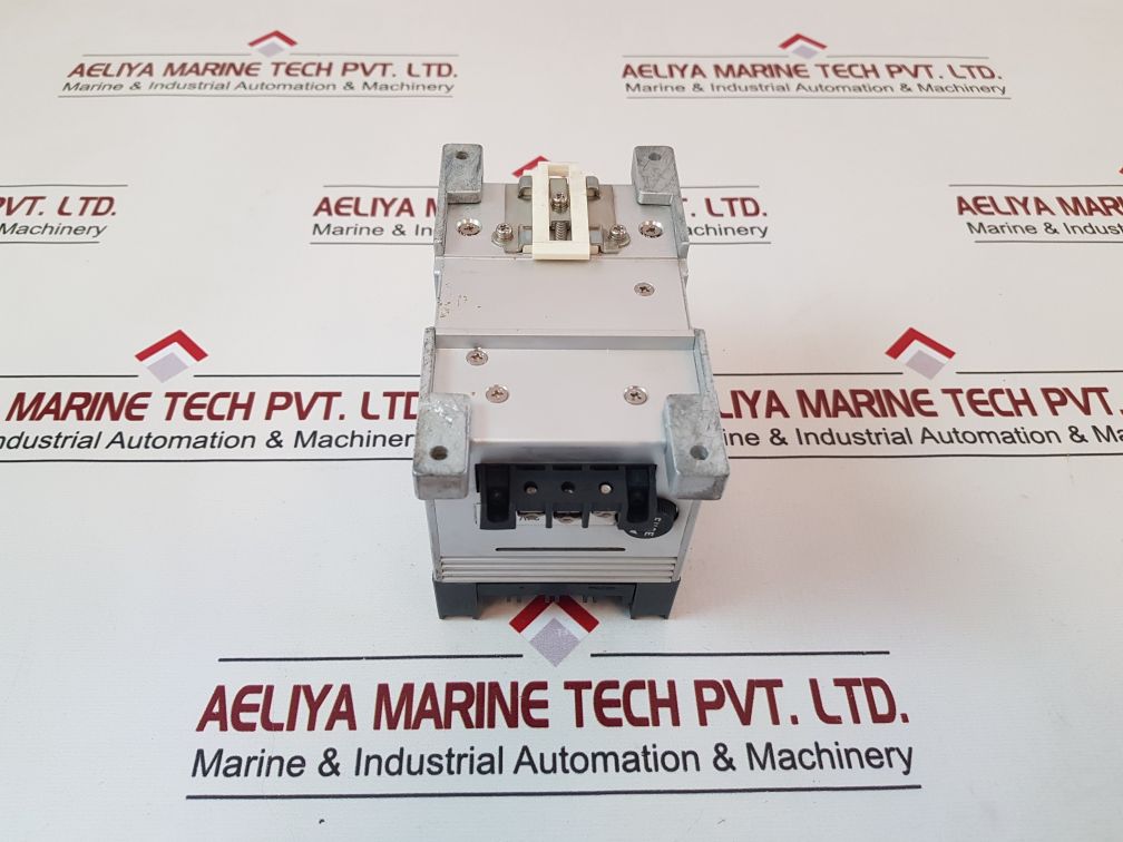 Idec Izumi Pfa-1T081Dc 8-output Unit