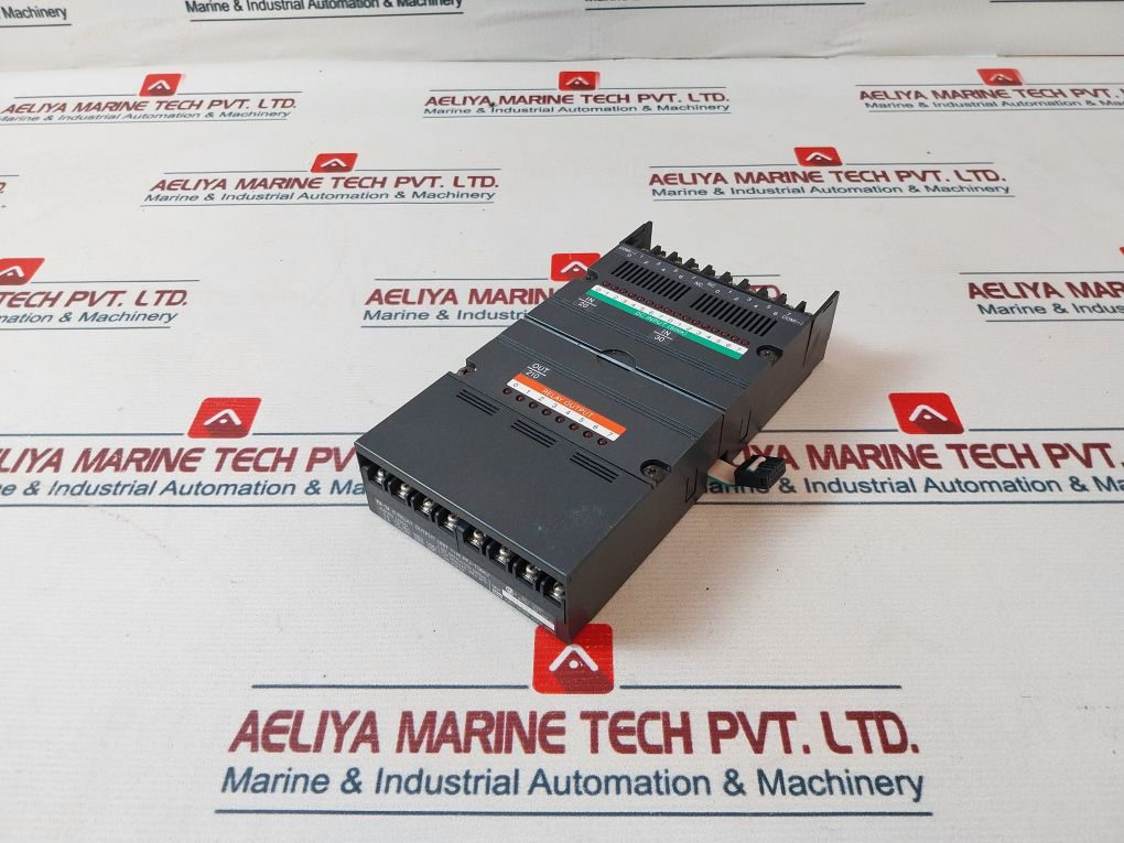 Idec Izumi Pfj-n162U 16-dc Input/8-relay Output Unit Pfj-t081U 24Vdc 10Ma/Pt
