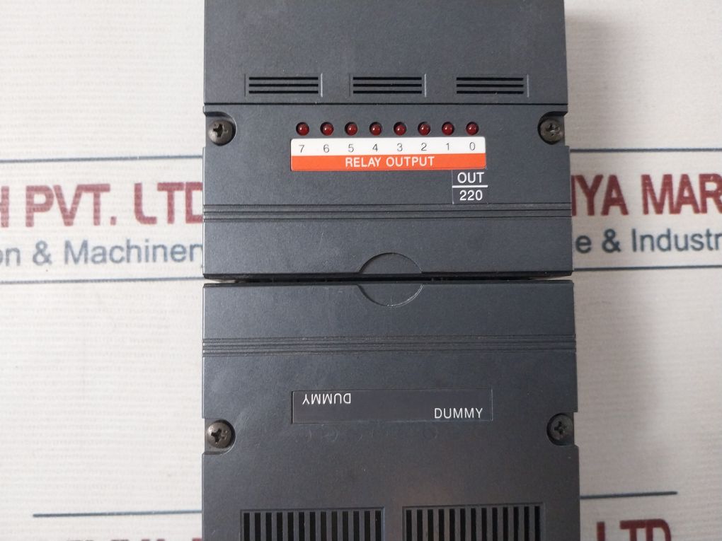 Idec Izumi Pfj-t081U 8-relay Output Unit 110Vac/220Vac 5A/2A