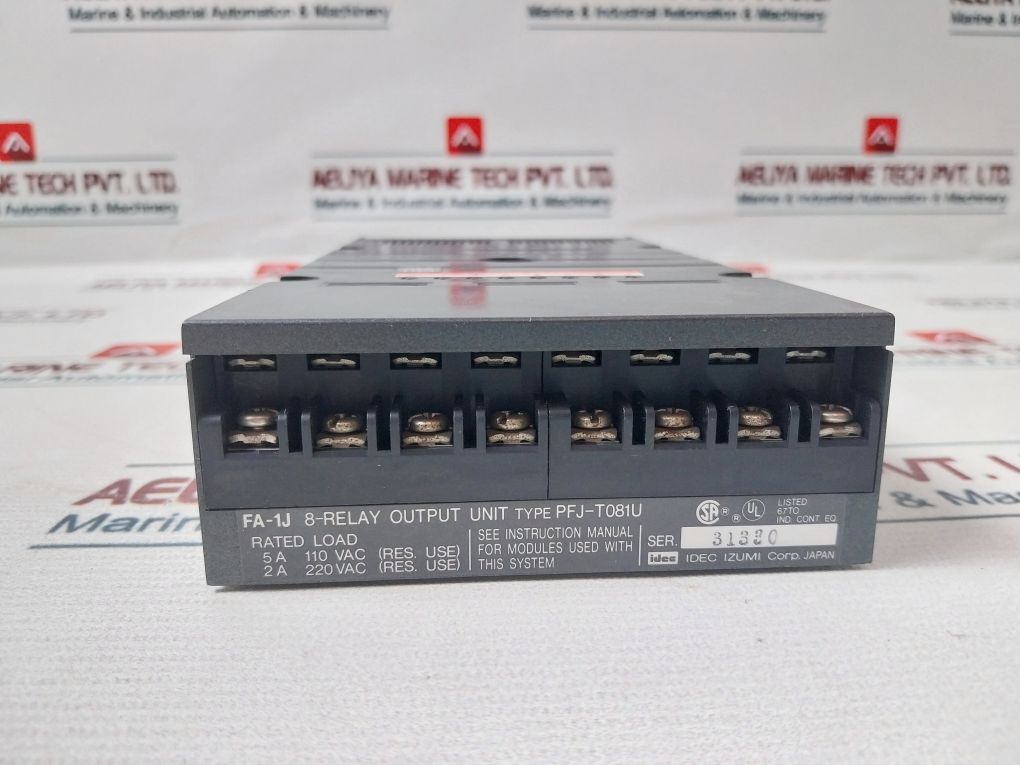 Idec Izumi Pfj-t081U 8-relay Output Unit 110Vac/220Vac 5A/2A