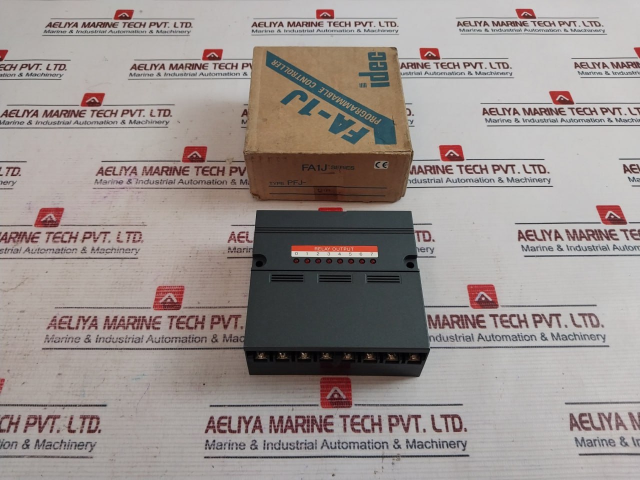 Idec Izumi Pfj-t081U Relay Output Programmable Controller Series Fa-1J