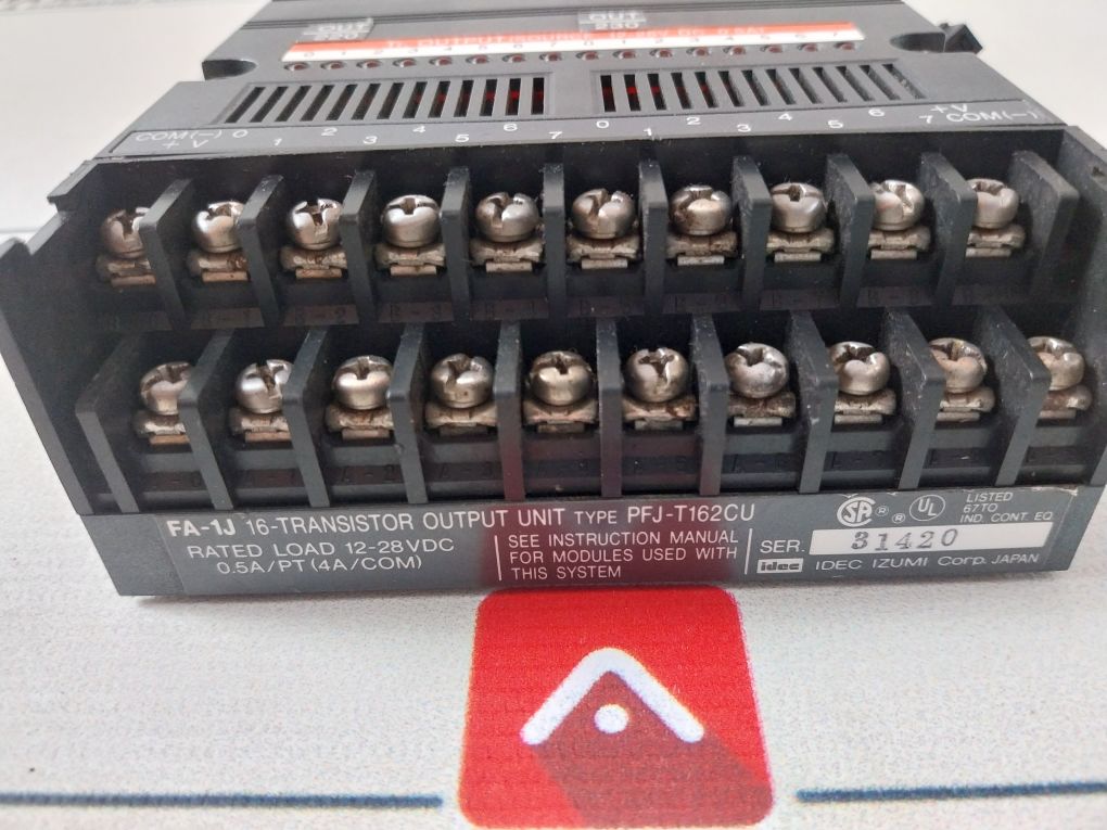 Idec Izumi Pfj-t162Cu 16-transistor Output Unit