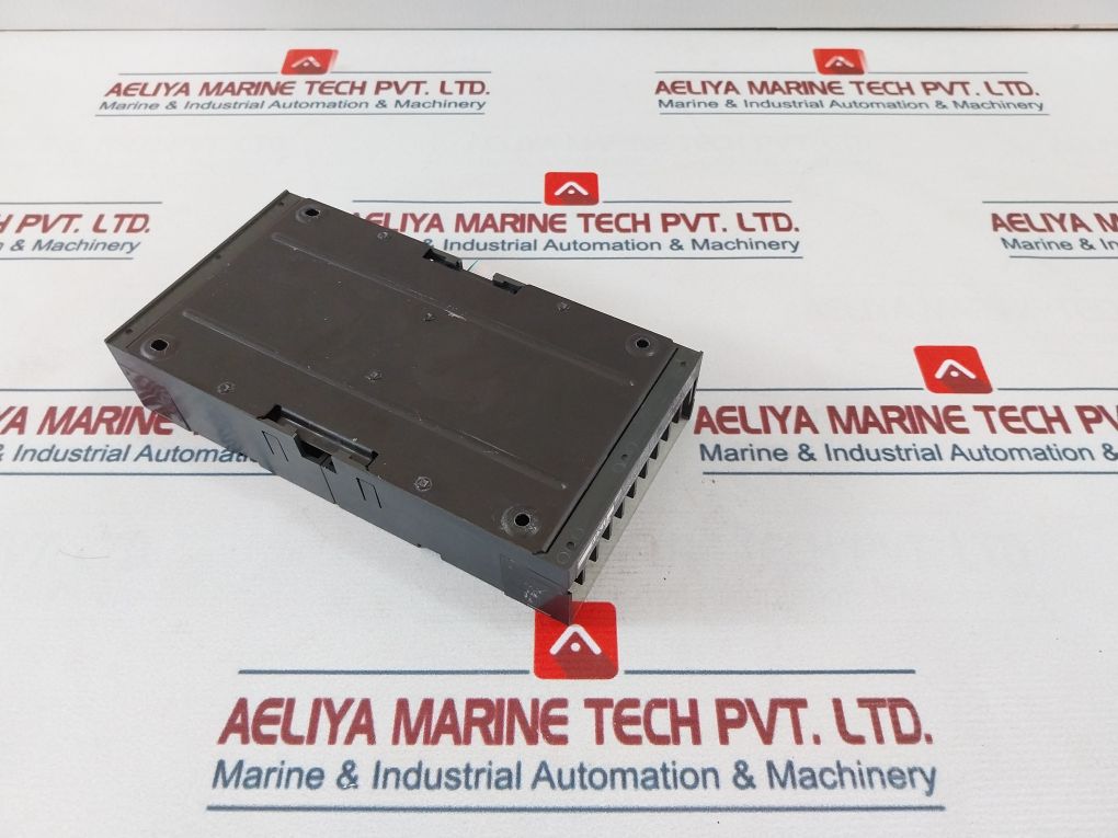 Idec Izumi Pfj-t162Cu Dc Transistor Input/Output Unit Pfj-n162U