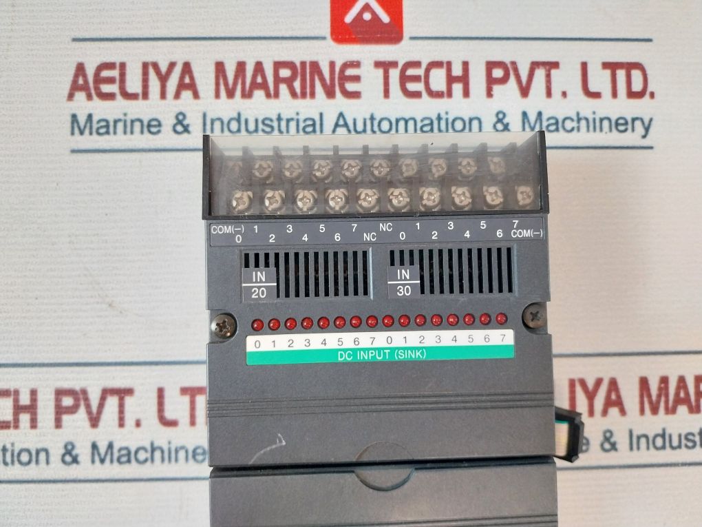 Idec Pfj-n162U 16-dc Input/8-relay Output Unit Pfj-t081U