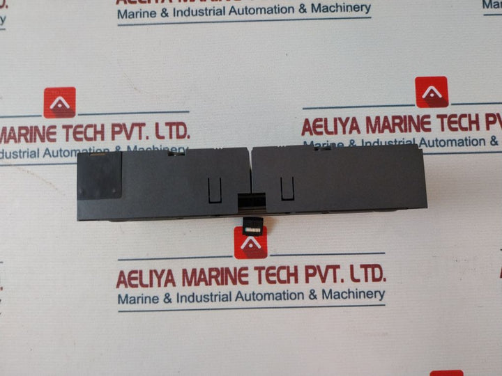 Idec Pfj-n162U 16-dc Input/8-relay Output Unit Pfj-t081U