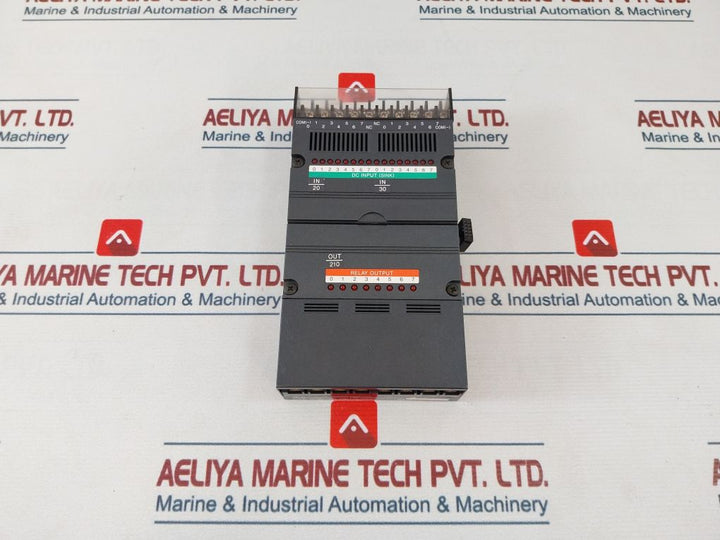 Idec Izumi Pfj-t081U Dc Relay Input/Output Unit Pfj-n162U