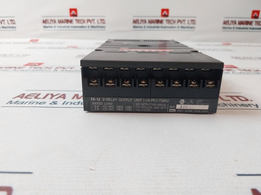 Idec Pfj-t081U 8-relay Output Unit 5A 220 Vac