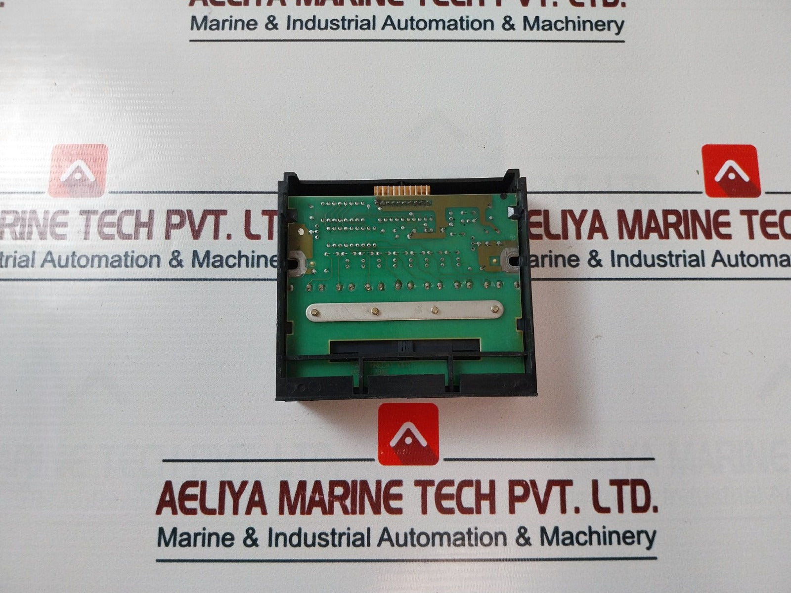 Idec Pfj-t081U Relay Output Unit