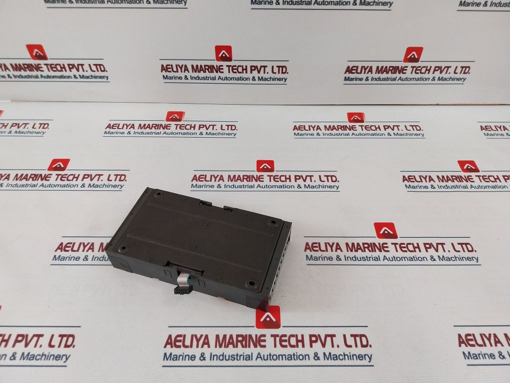 Idec Izumi Pfj-t162Cu Transistor Dc Input/Output Unit Pfj-n162U