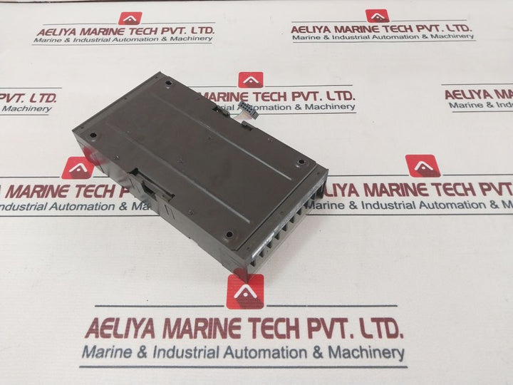 Idec Pfj-t162Cu Plc Relay Input Output Unit 12-28Vdc